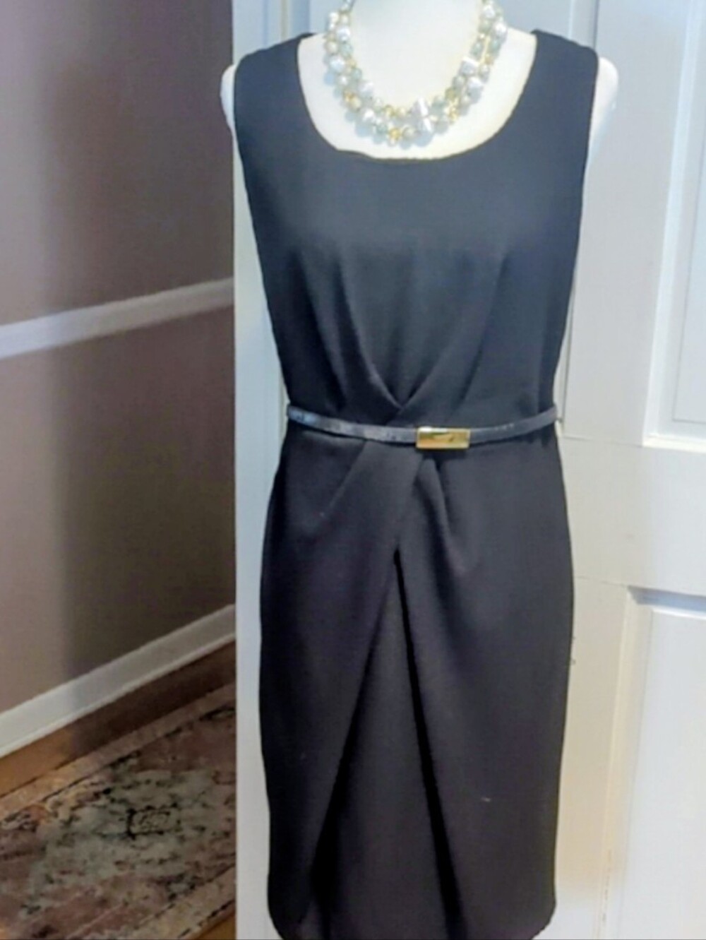Jones New York Black Sleeveless Midi Dress